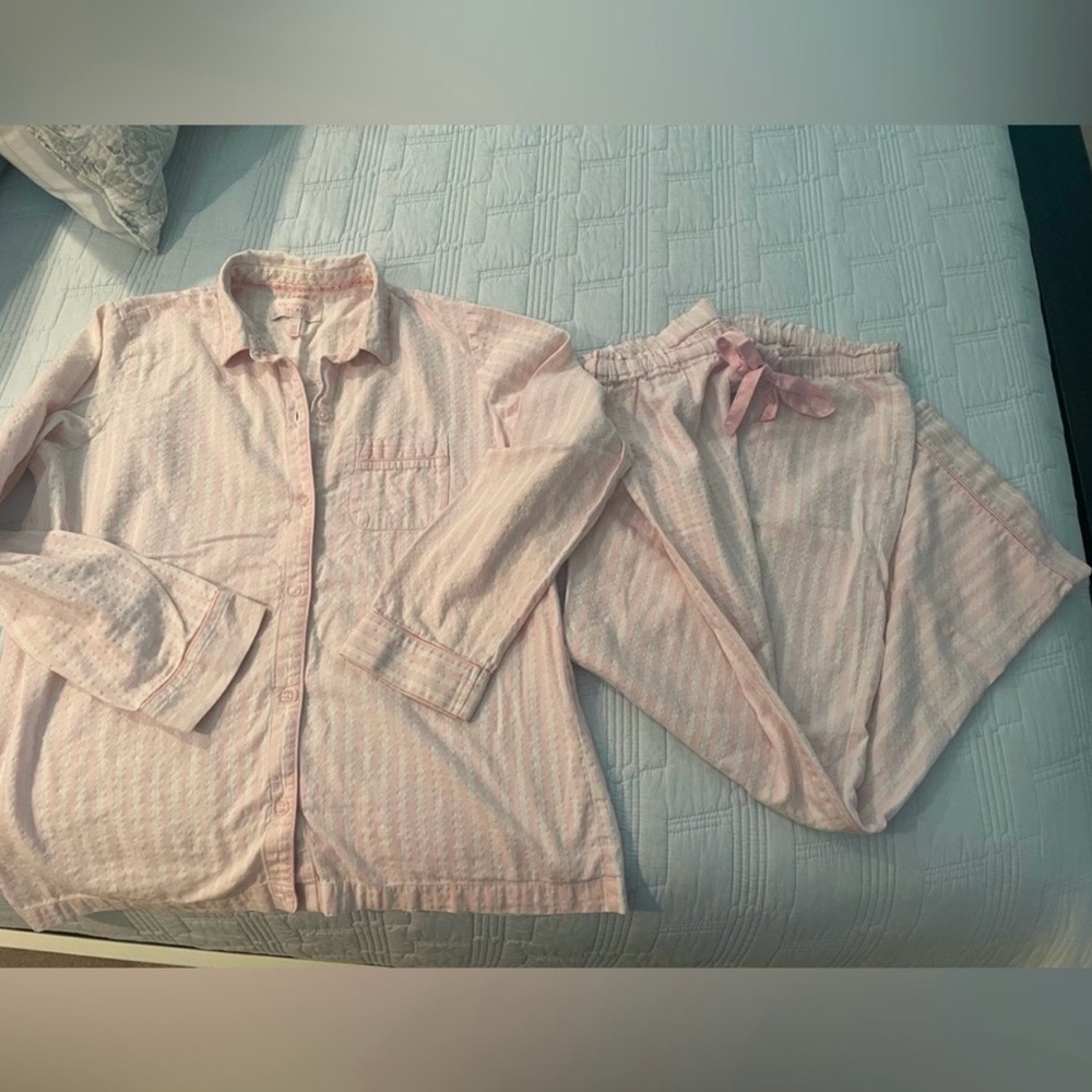 NEW Victoria’s Secret Pink & White Striped Cotton Pajama Set Medium